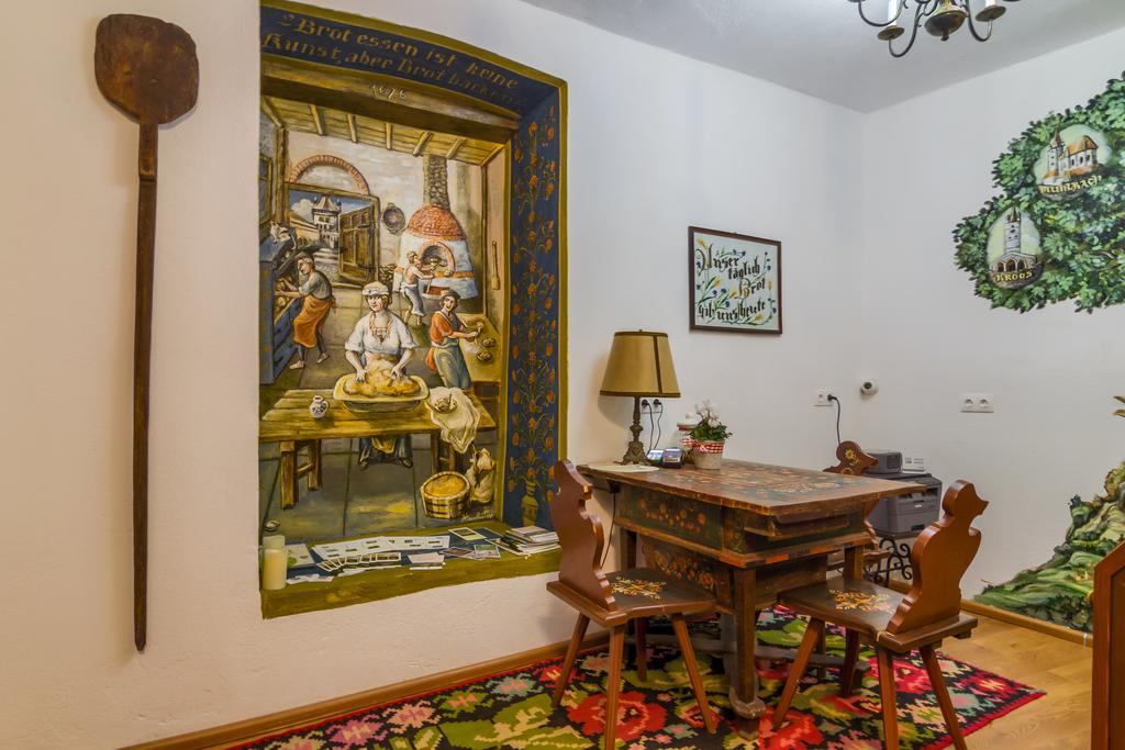 Taschler Haus Pensión 3*